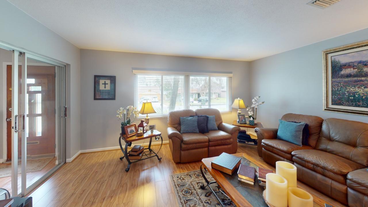 803 N SHORE DR, LEESBURG, FL, 34748