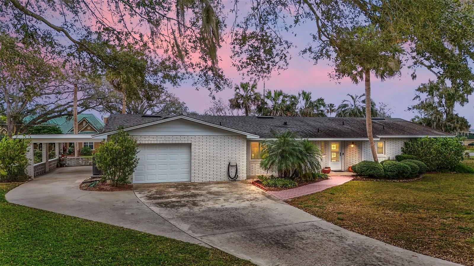 803 N SHORE DR, LEESBURG, FL, 34748