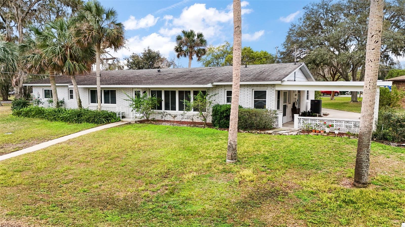 803 N SHORE DR, LEESBURG, FL, 34748