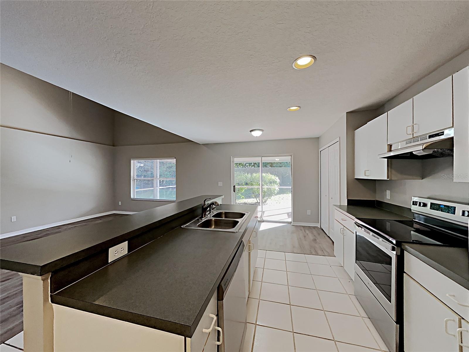 2184 HEATHWOOD CIR, ORLANDO, FL, 32828