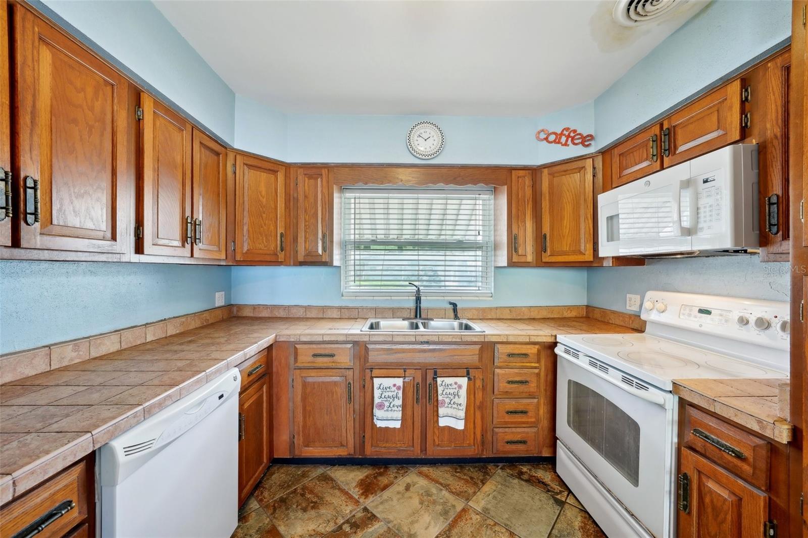 1369 WHITACRE DR, CLEARWATER, FL, 33764