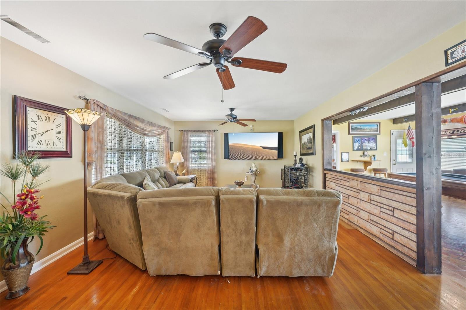 1369 WHITACRE DR, CLEARWATER, FL, 33764