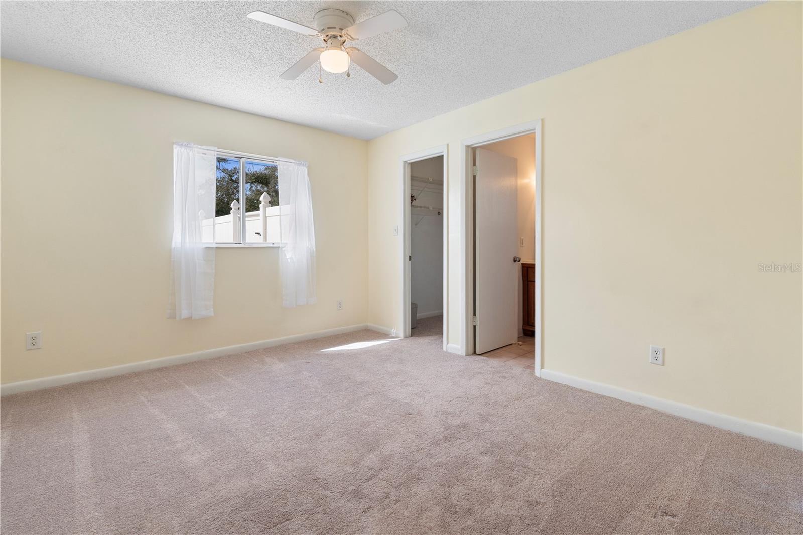 826 W GAUCHO CIR, DELTONA, FL, 32725