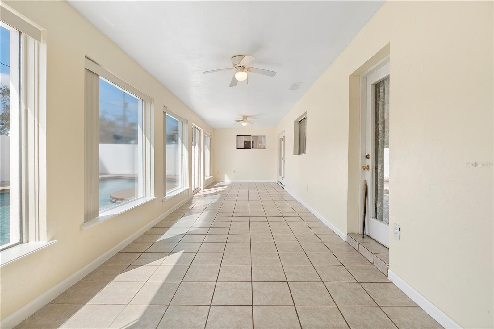826 W GAUCHO CIR, DELTONA, FL, 32725