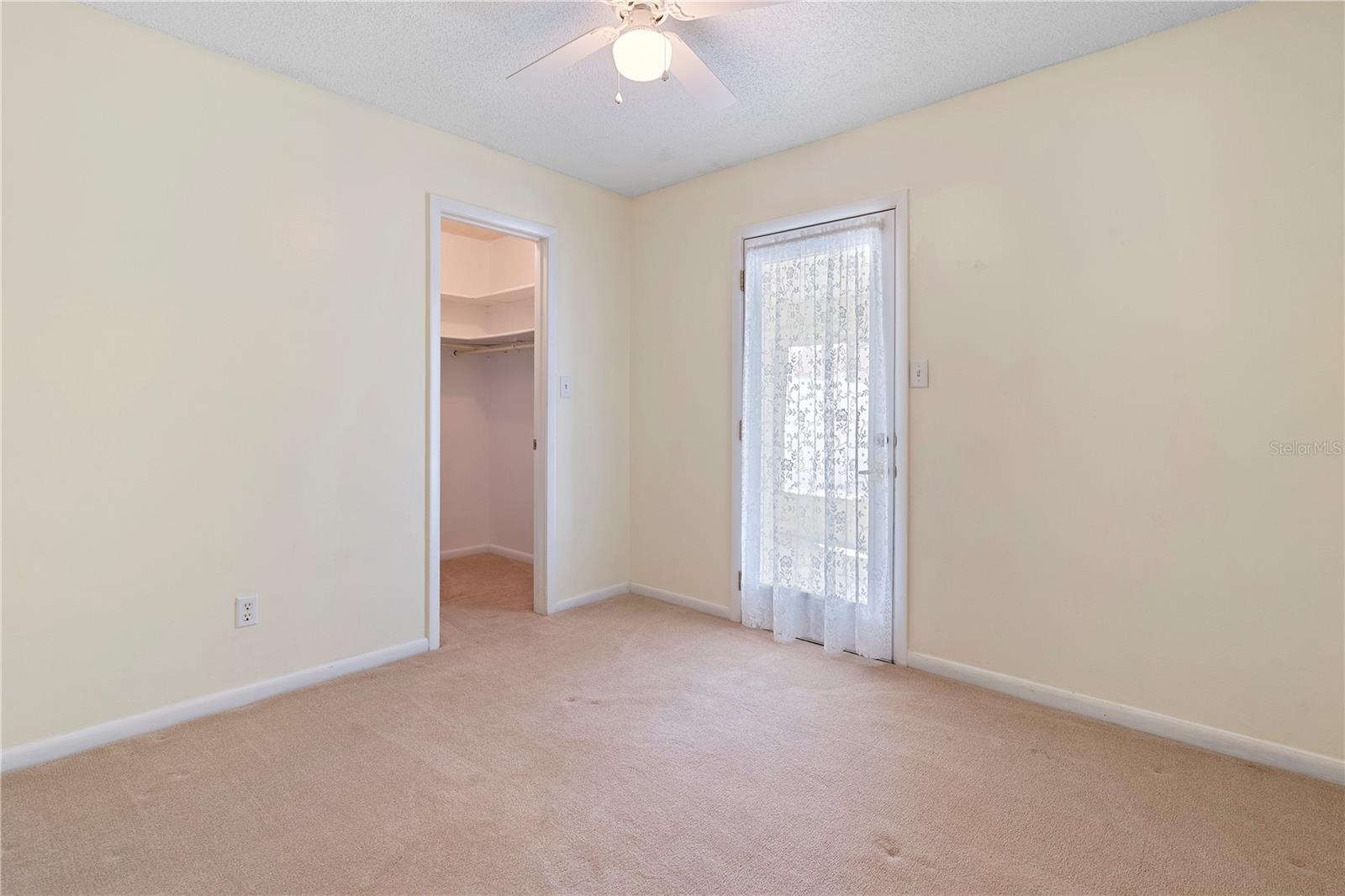 826 W GAUCHO CIR, DELTONA, FL, 32725