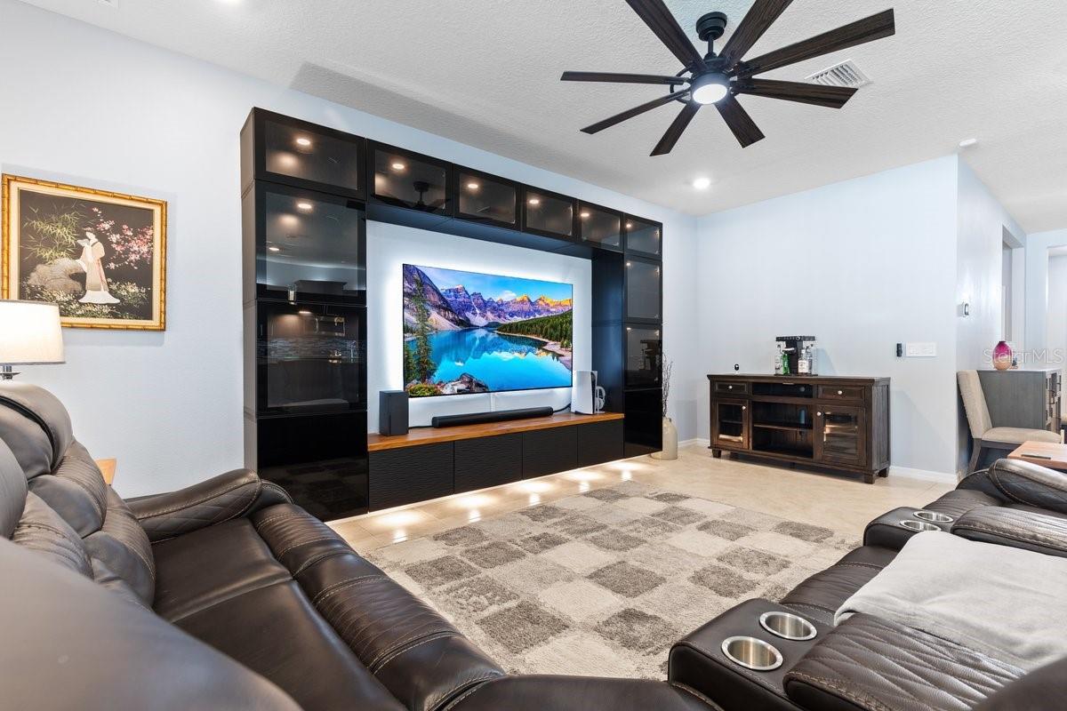 13323 WATERLEAF GARDEN CIR, RIVERVIEW, FL, 33579