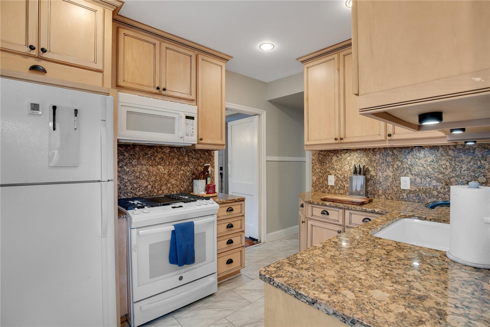 201 W 16TH ST, SANFORD, FL, 32771