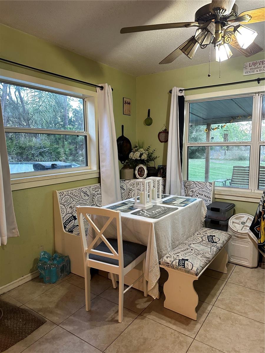 43648 S ISLAND DR, PAISLEY, FL, 32767