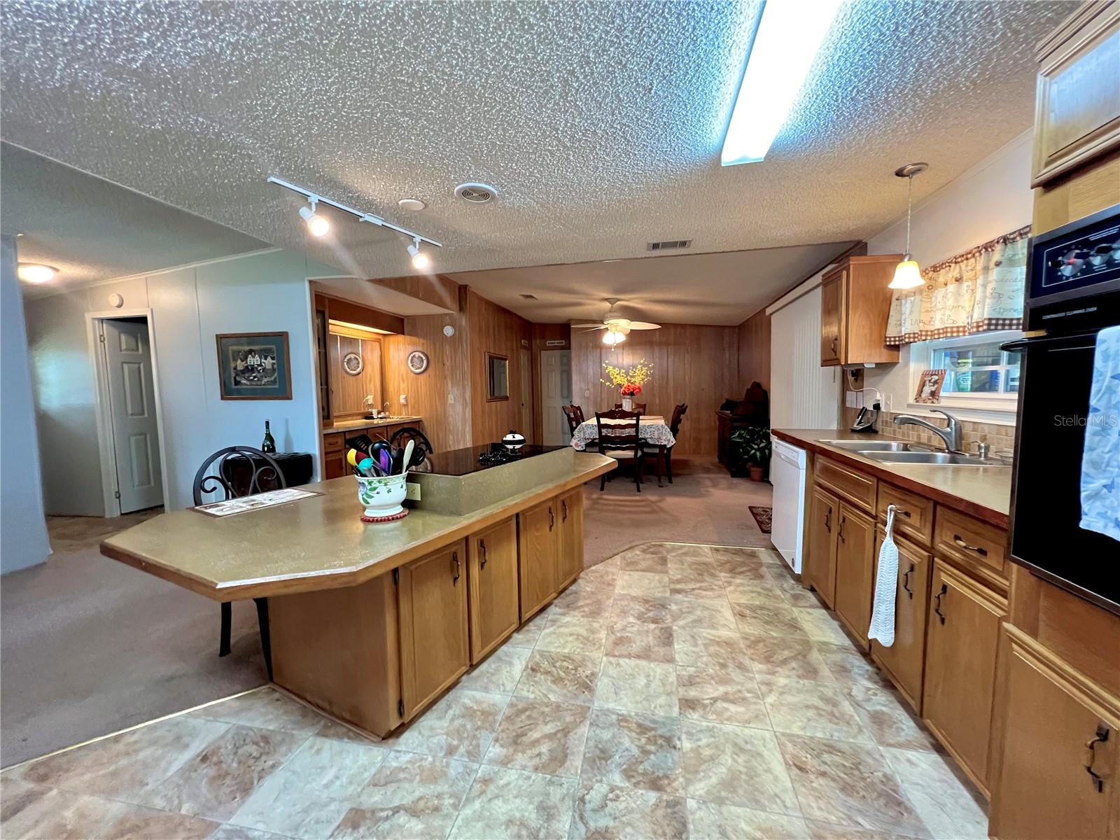 7023 TAMARIND DR, LAKE WALES, FL, 33898