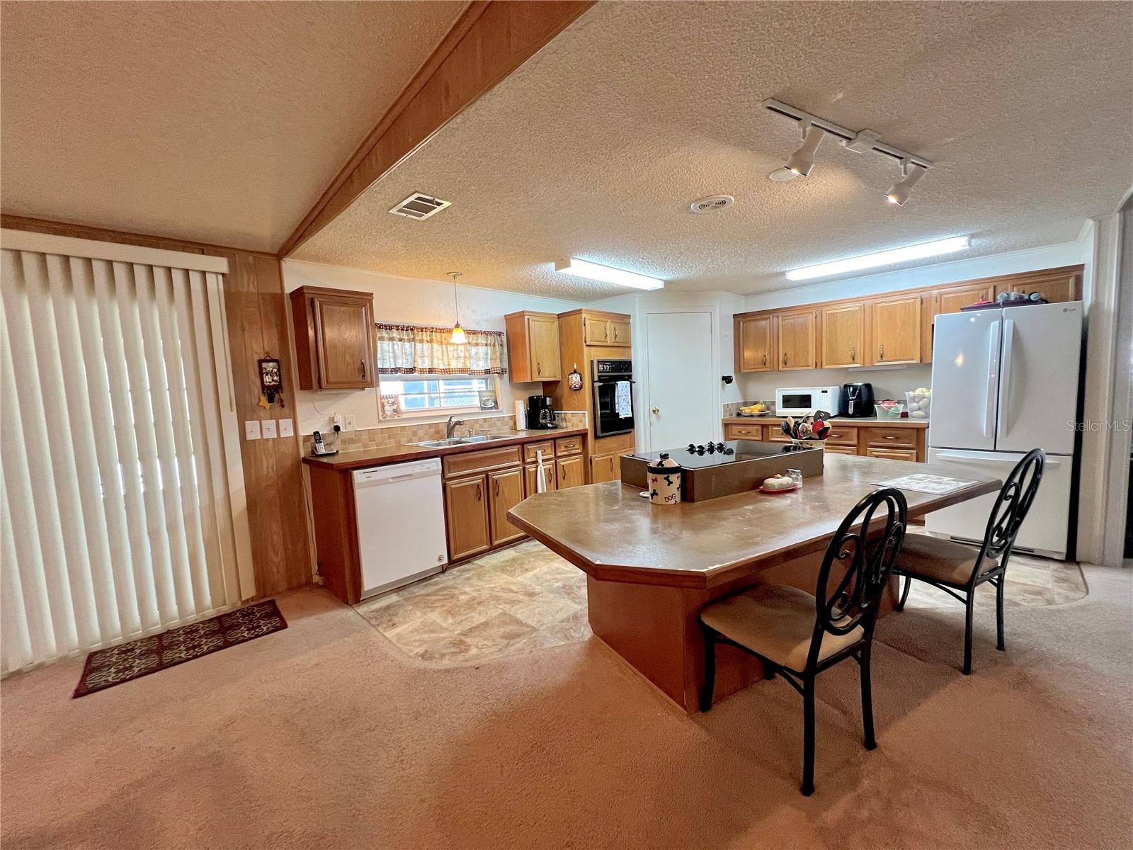 7023 TAMARIND DR, LAKE WALES, FL, 33898