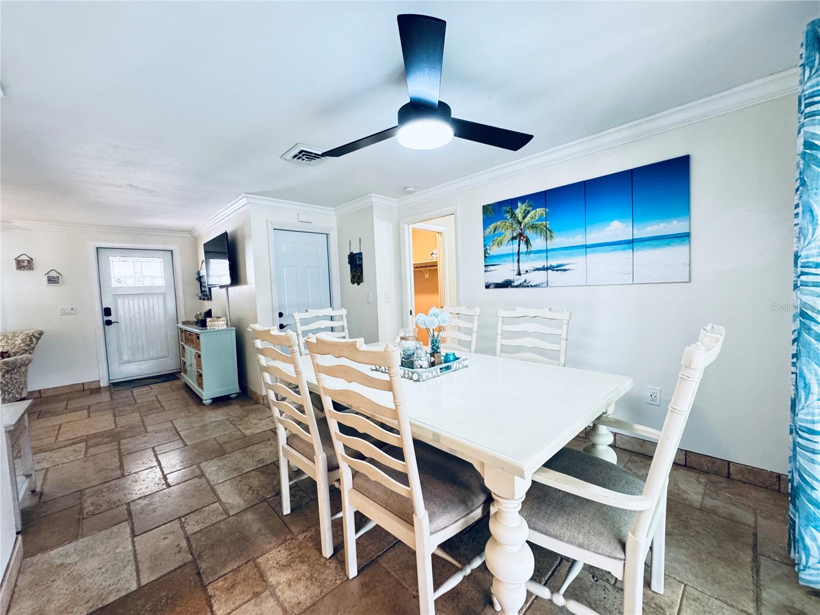 228 CENTER RD, VENICE, FL, 34285