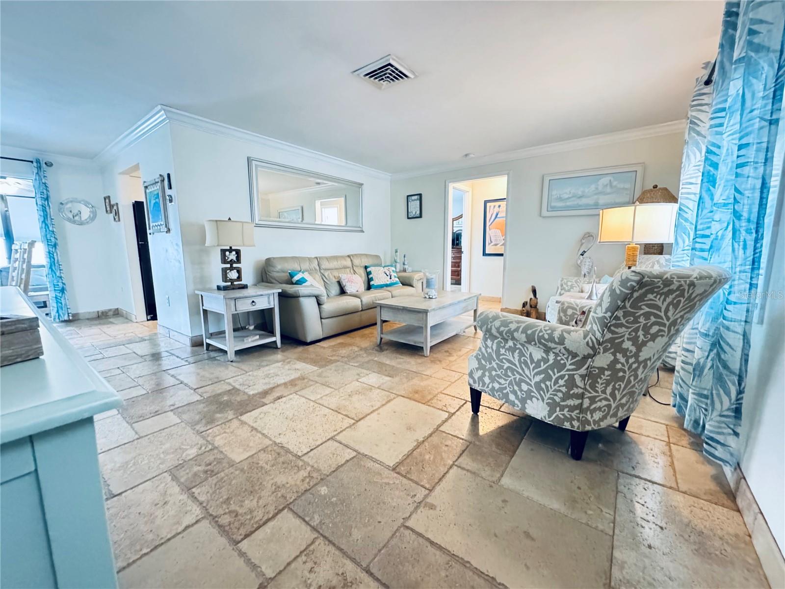 228 CENTER RD, VENICE, FL, 34285