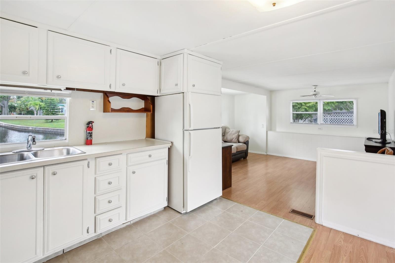 980 7TH ST NW #5, LARGO, FL, 33770