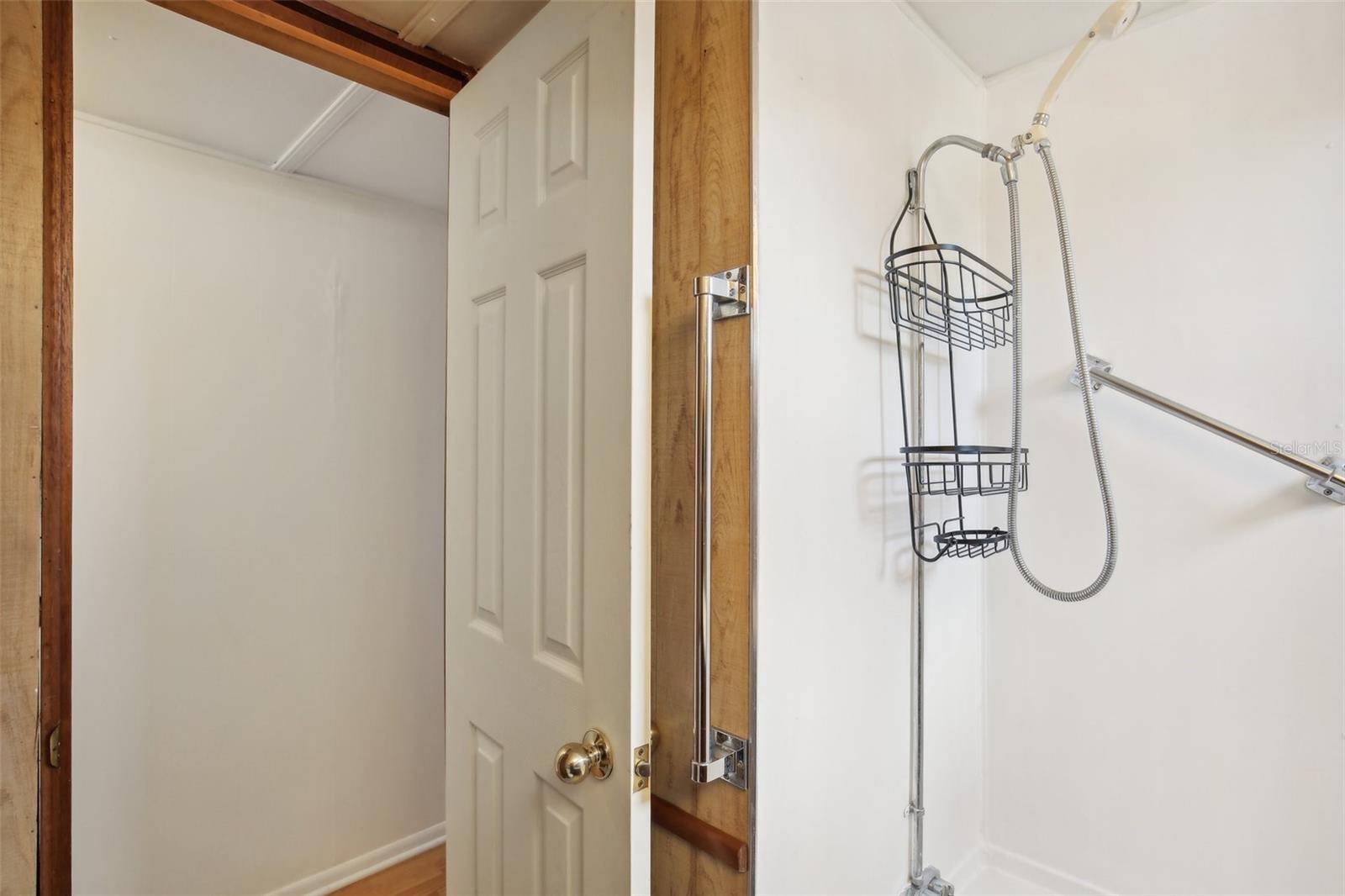 980 7TH ST NW #5, LARGO, FL, 33770