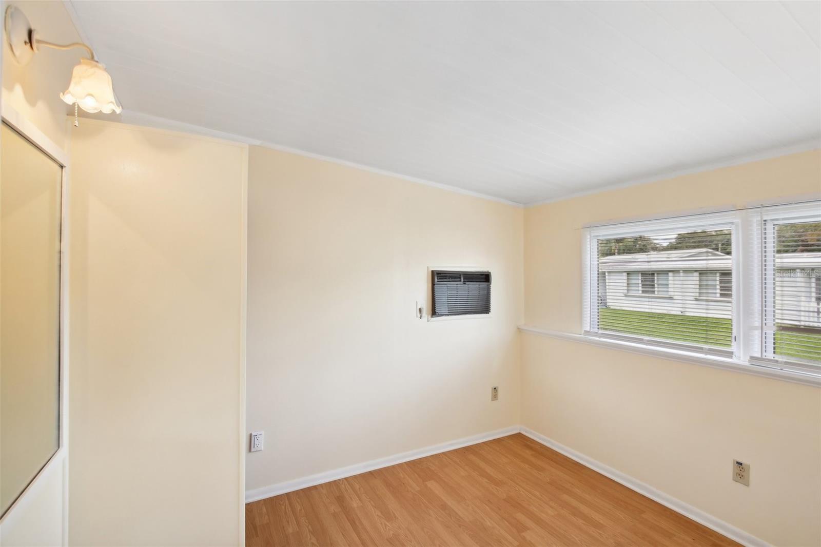 980 7TH ST NW #5, LARGO, FL, 33770