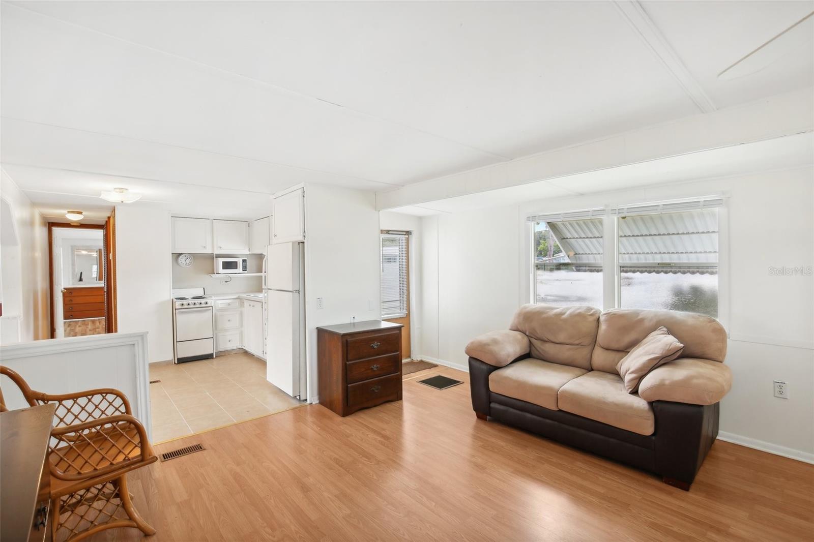 980 7TH ST NW #5, LARGO, FL, 33770