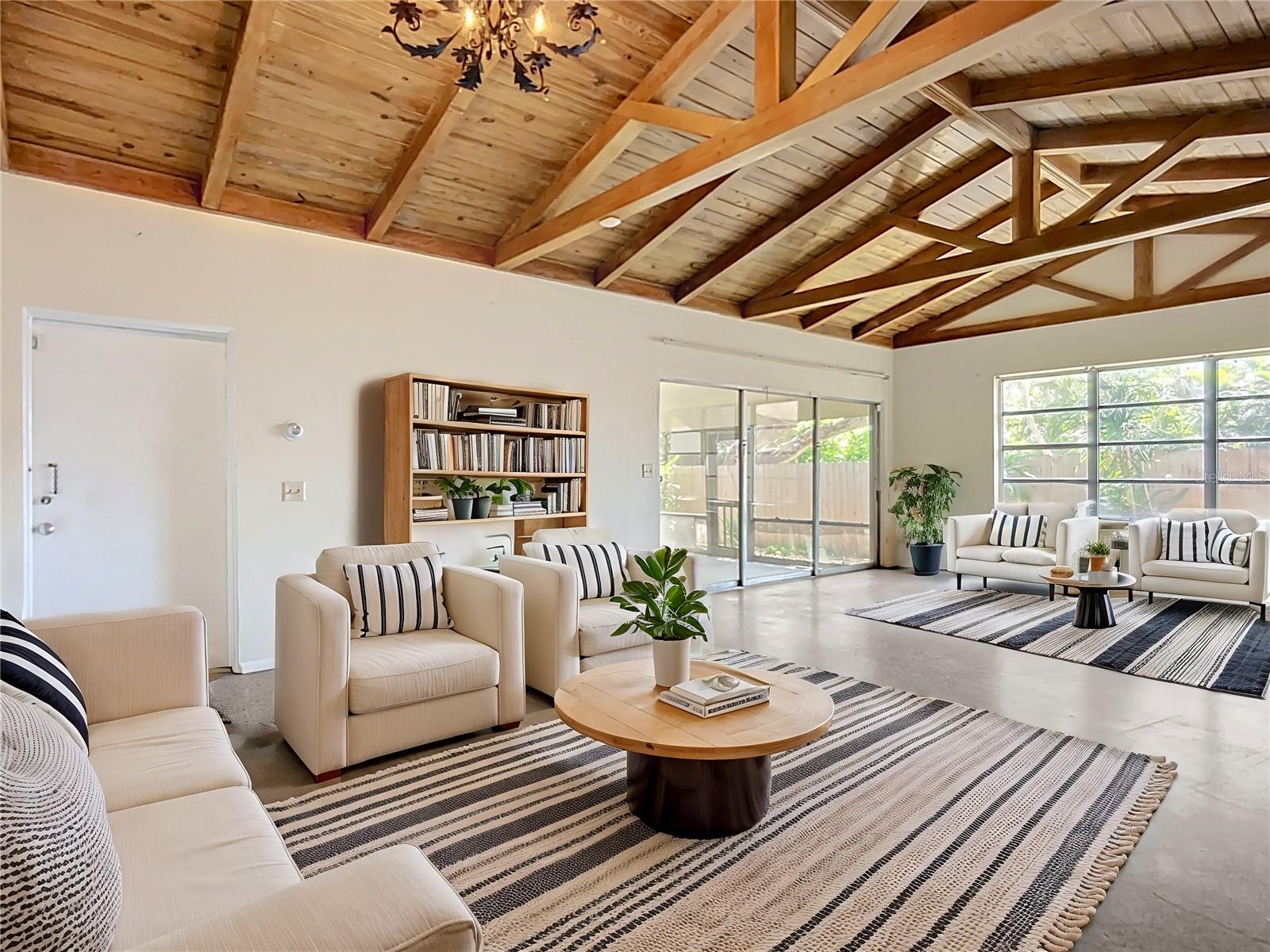 780 INDIAN BEACH CIR, SARASOTA, FL, 34234