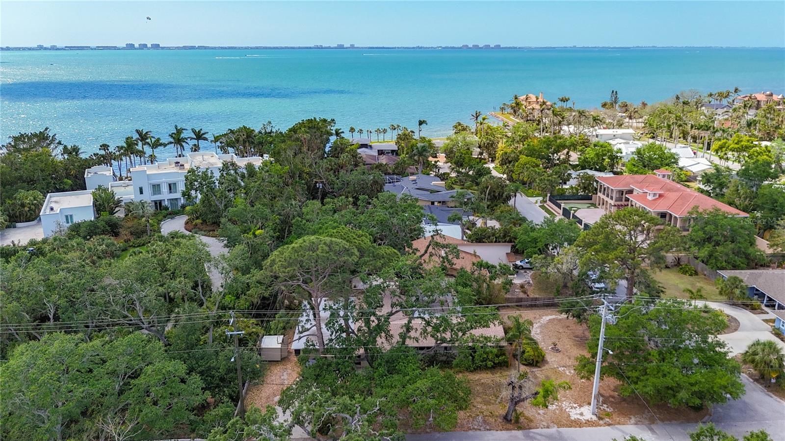 780 INDIAN BEACH CIR, SARASOTA, FL, 34234