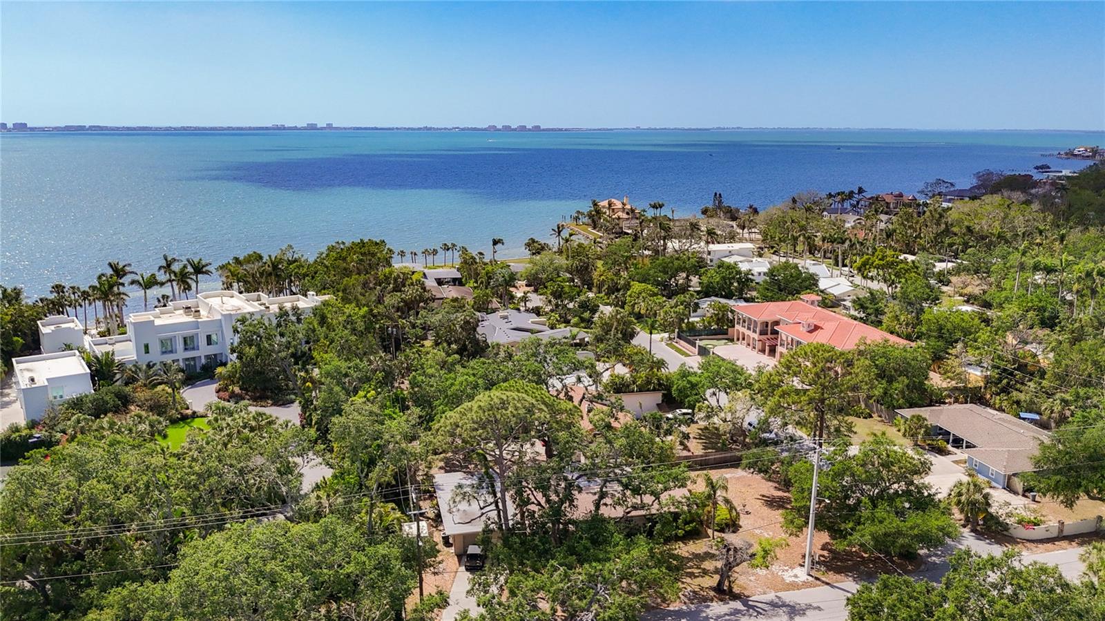 780 INDIAN BEACH CIR, SARASOTA, FL, 34234