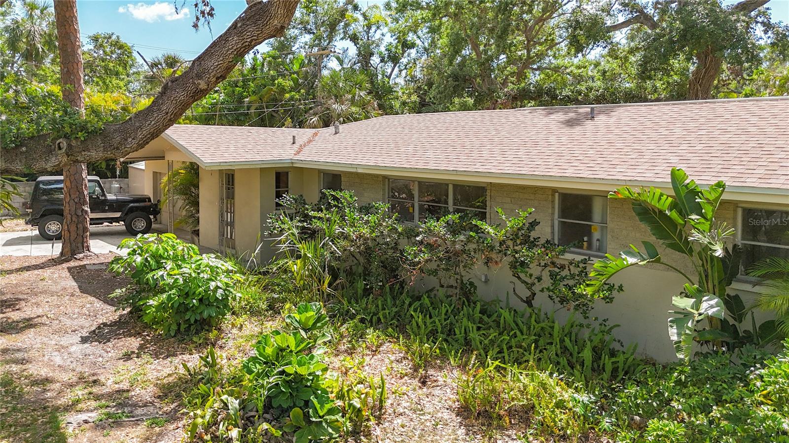 780 INDIAN BEACH CIR, SARASOTA, FL, 34234