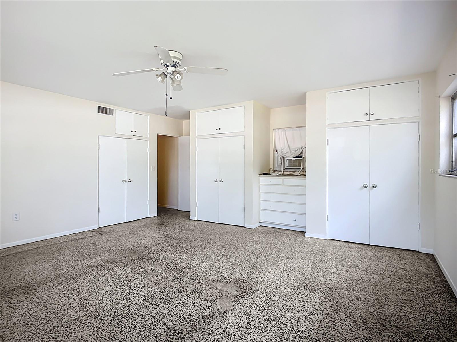 780 INDIAN BEACH CIR, SARASOTA, FL, 34234