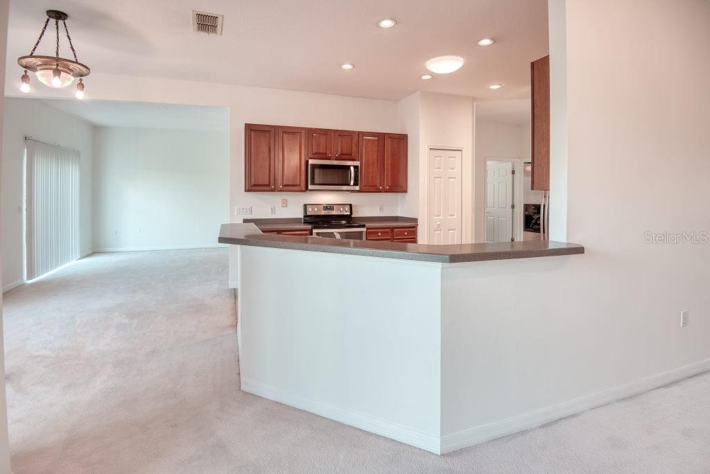 318 ROCK SPRINGS DR, POINCIANA, FL, 34759