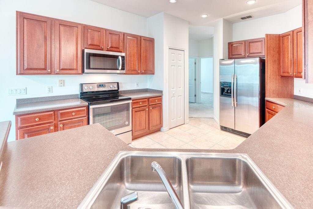 318 ROCK SPRINGS DR, POINCIANA, FL, 34759