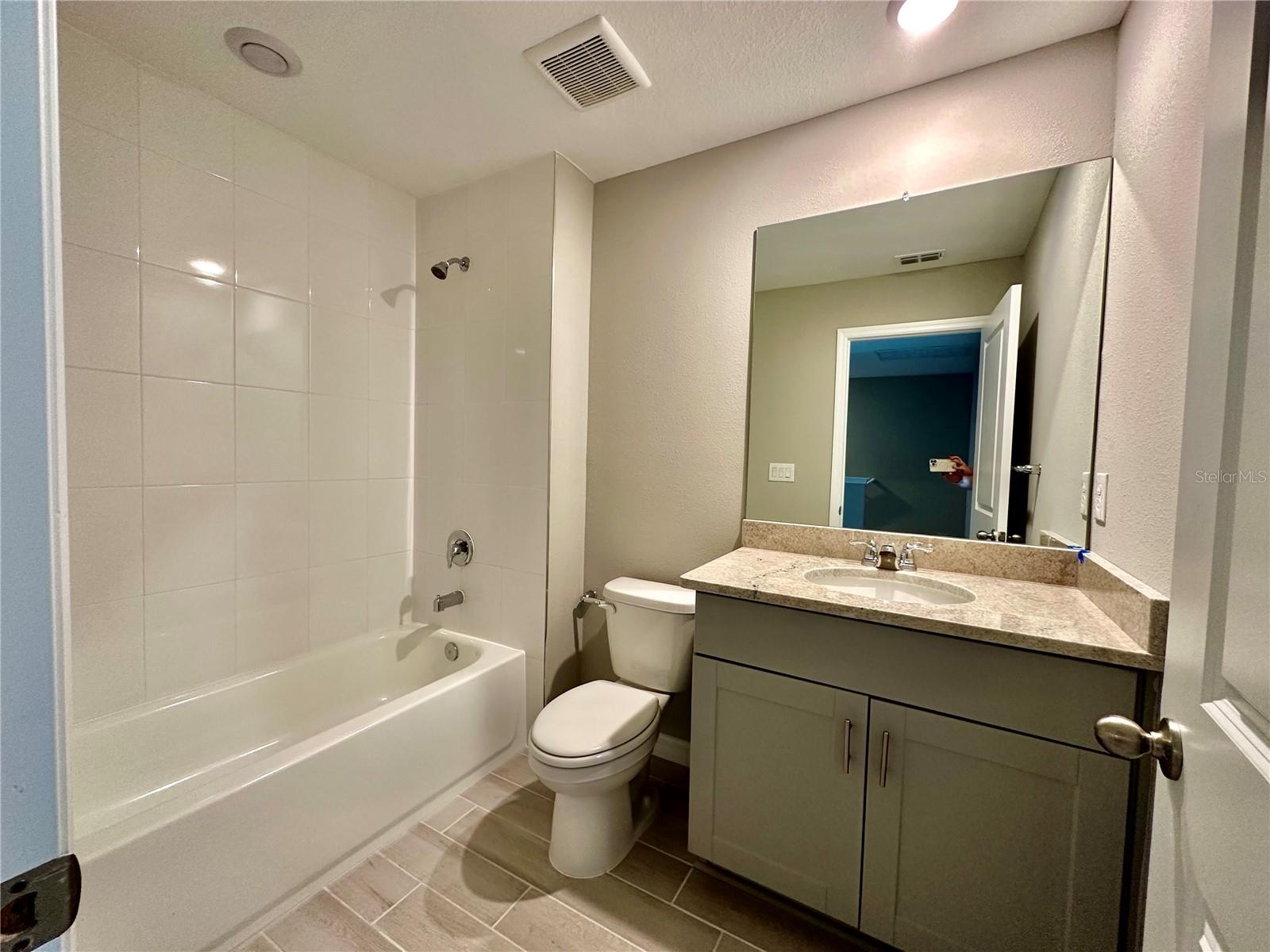 5852 OCEAN ISLE DR, NOKOMIS, FL, 34275