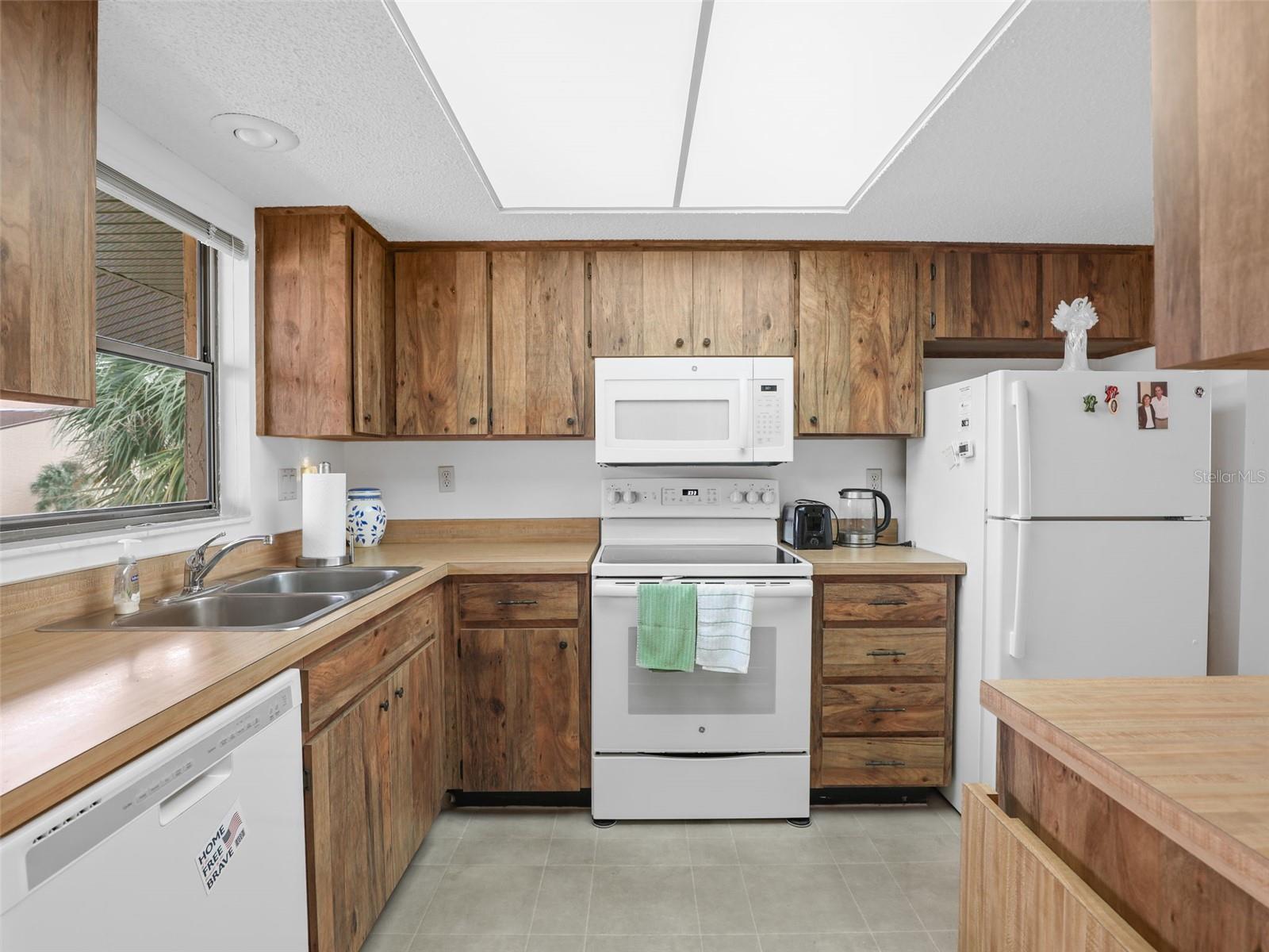 2395 HARBOR BLVD #322, PORT CHARLOTTE, FL, 33952