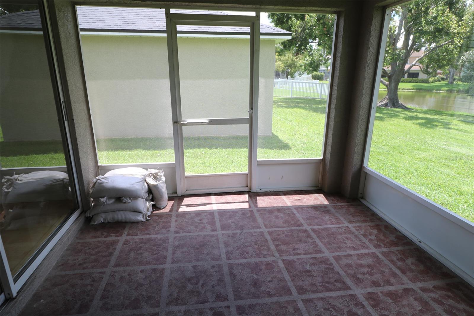 4115 HARBOR LAKE DR, LUTZ, FL, 33558