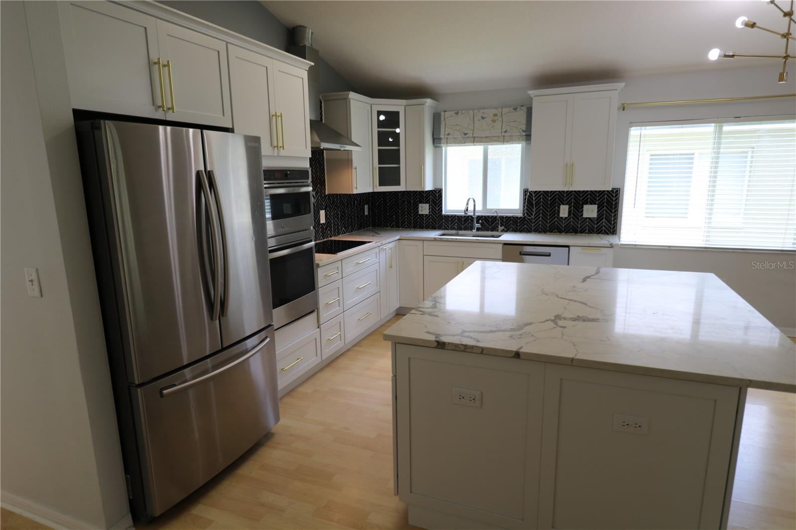 4115 HARBOR LAKE DR, LUTZ, FL, 33558