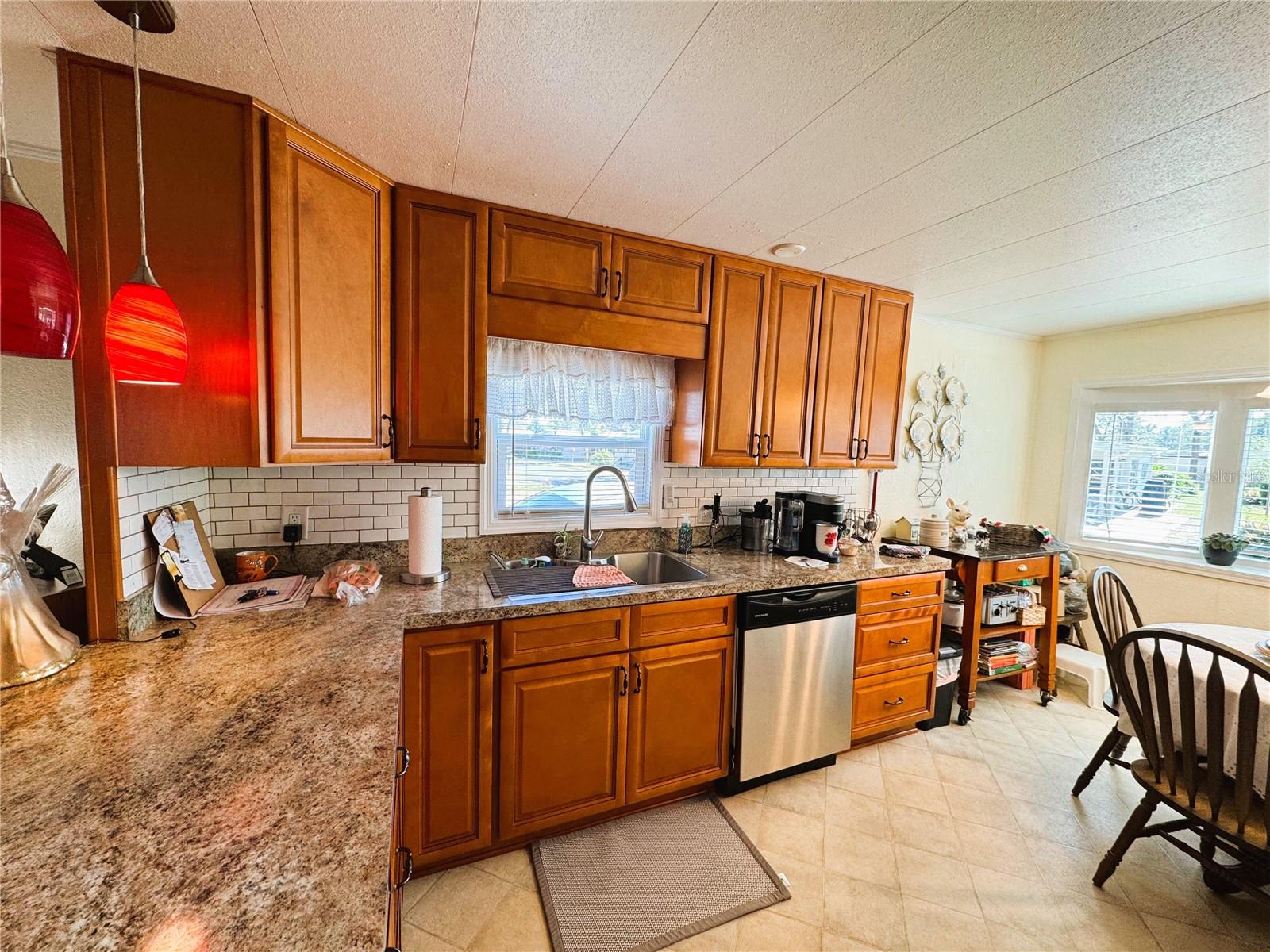 207 JACARANDA DR, LEESBURG, FL, 34748