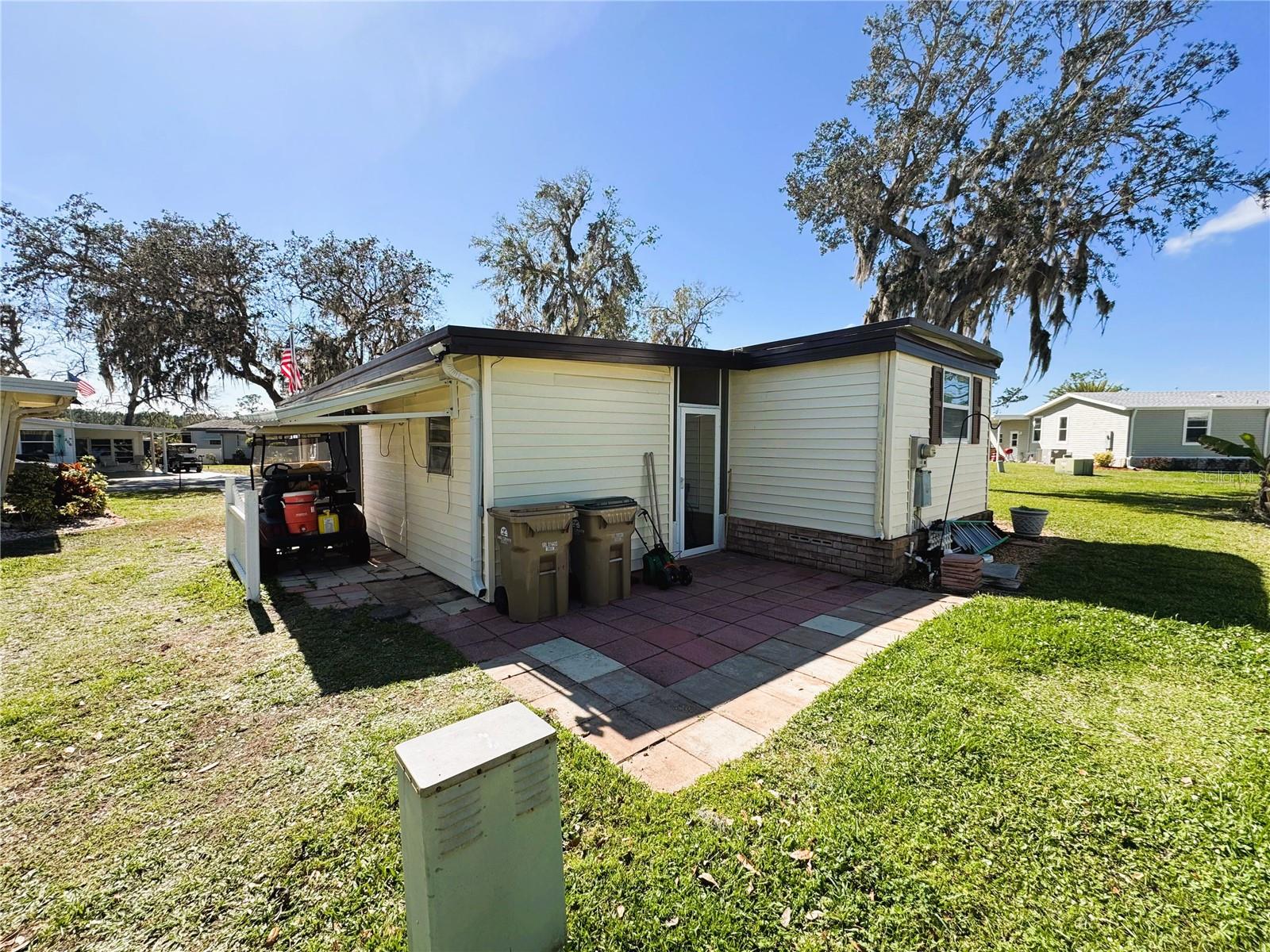 207 JACARANDA DR, LEESBURG, FL, 34748