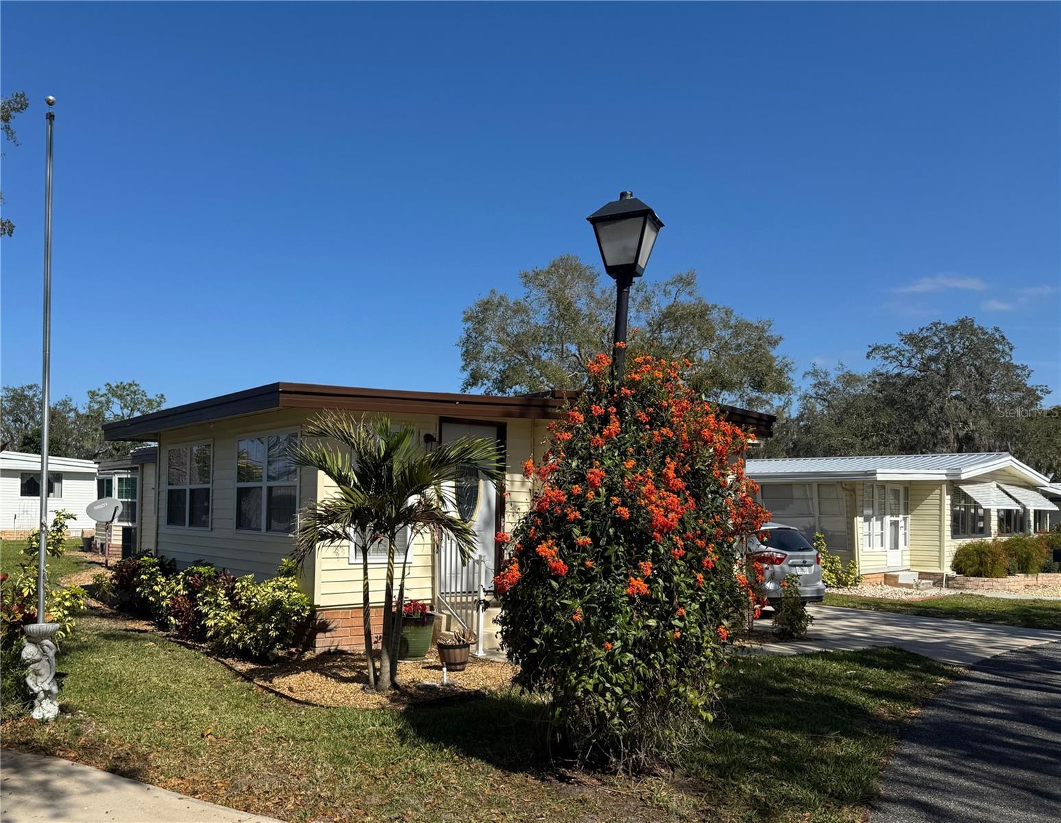 207 JACARANDA DR, LEESBURG, FL, 34748