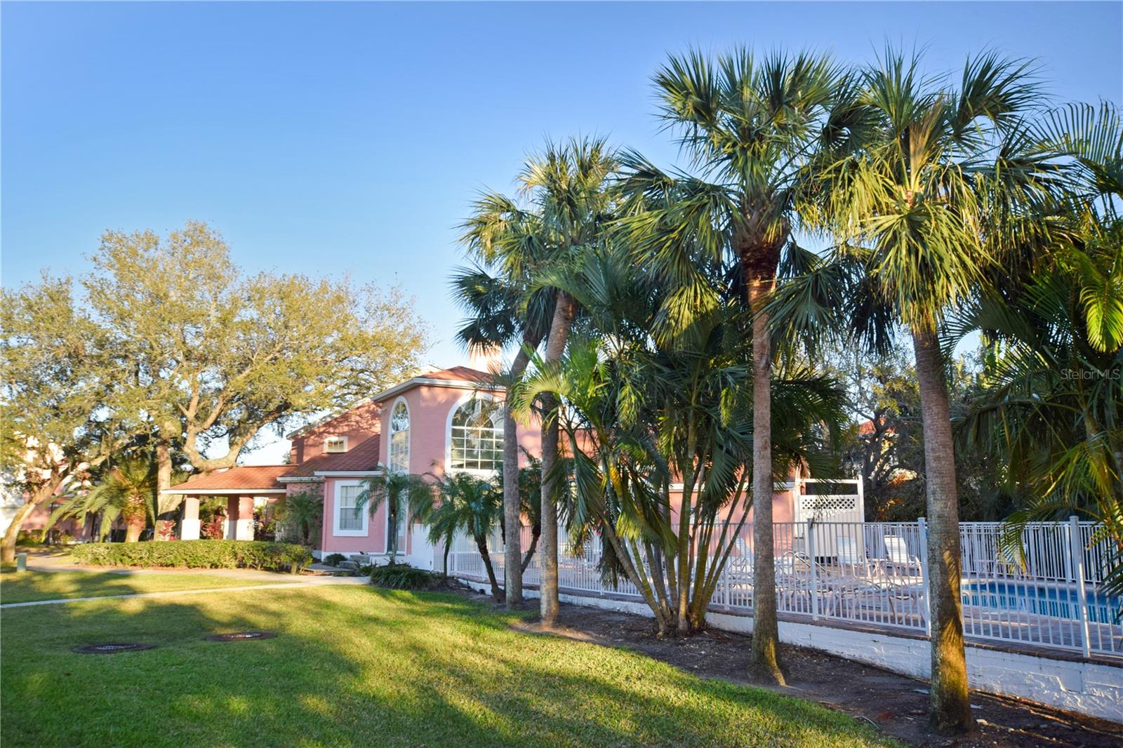 14584 EL PASEO DR, SEMINOLE, FL, 33776