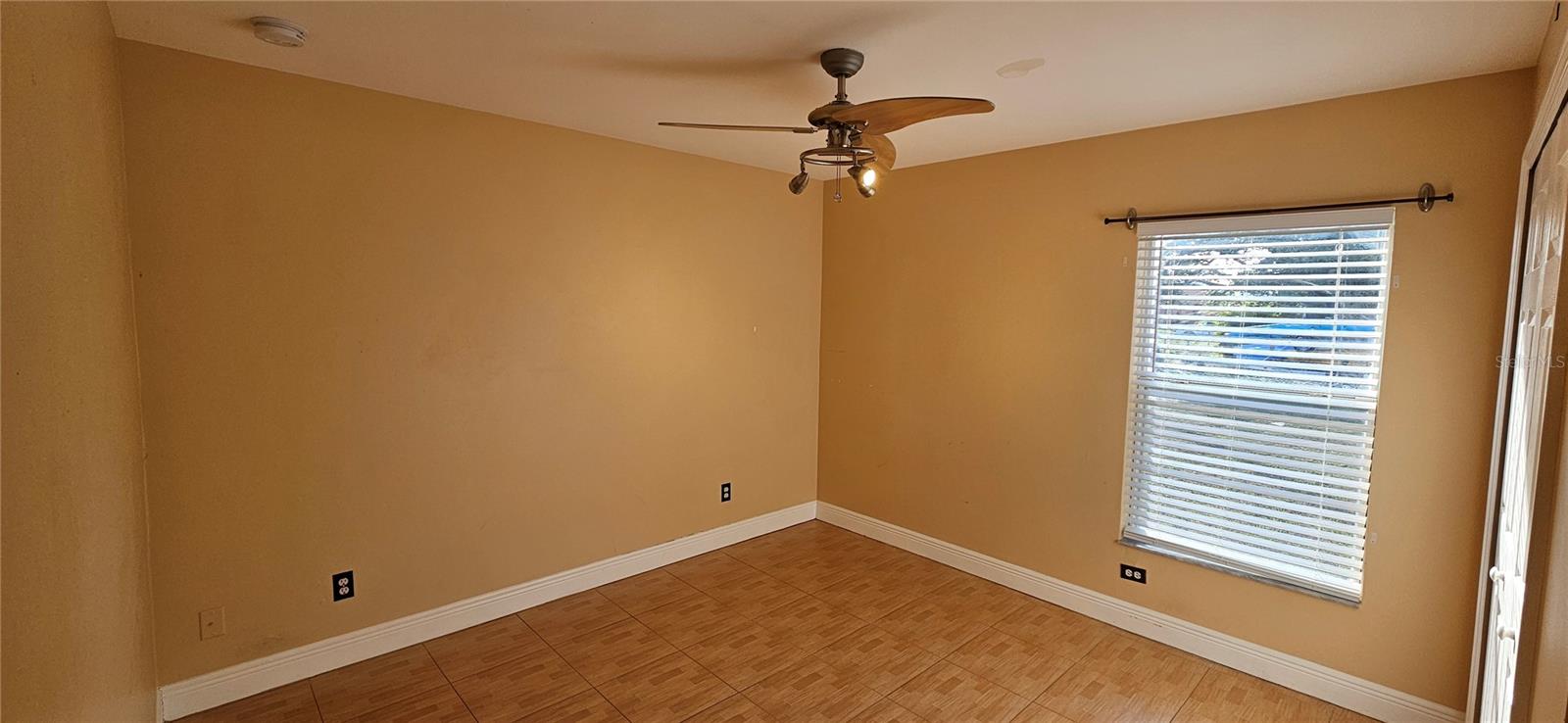 1708 NE 4TH PL, CAPE CORAL, FL, 33909