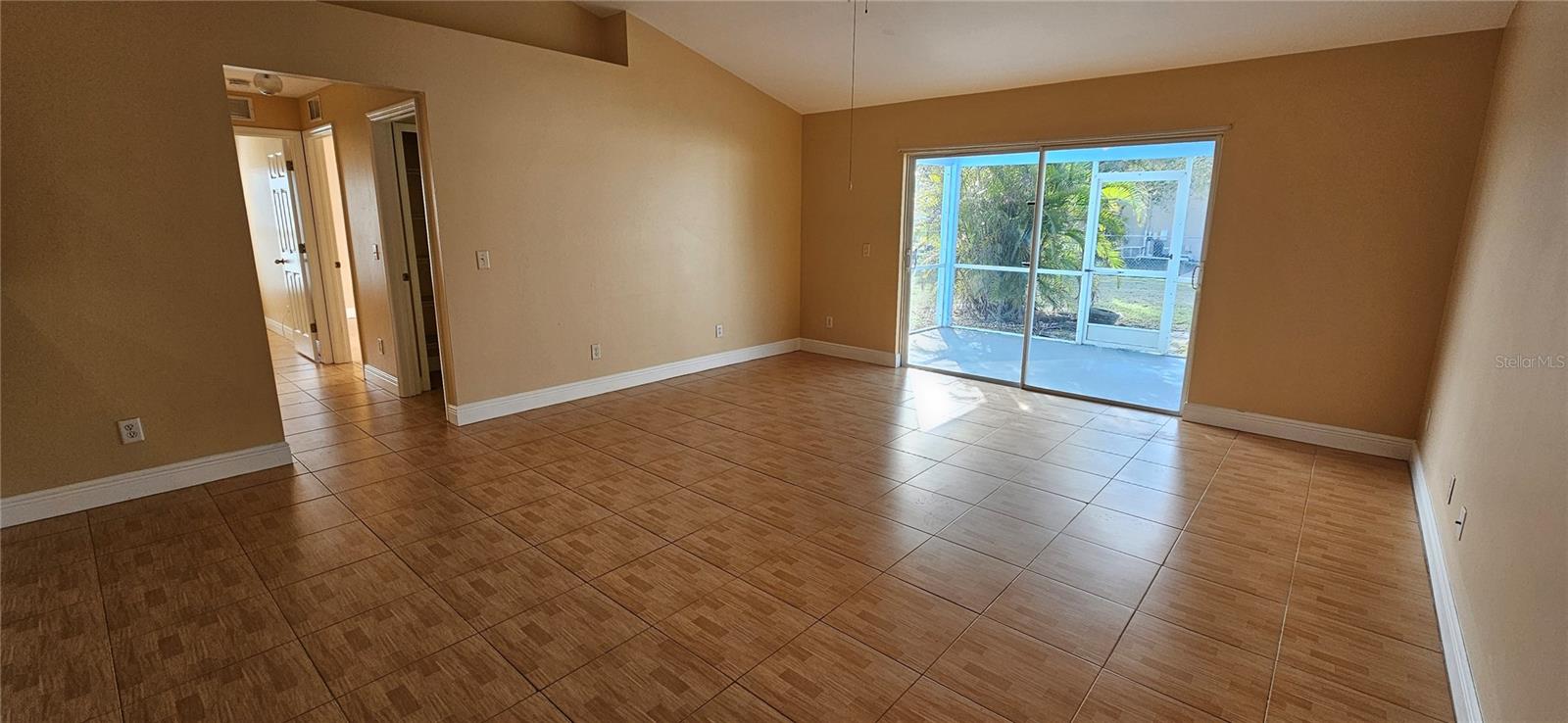 1708 NE 4TH PL, CAPE CORAL, FL, 33909