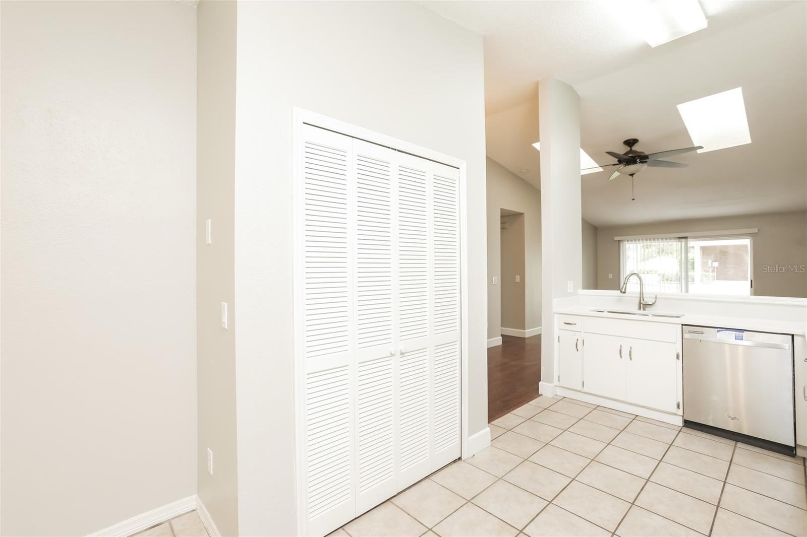 2426 LAKE MCDADE CT, APOPKA, FL, 32703