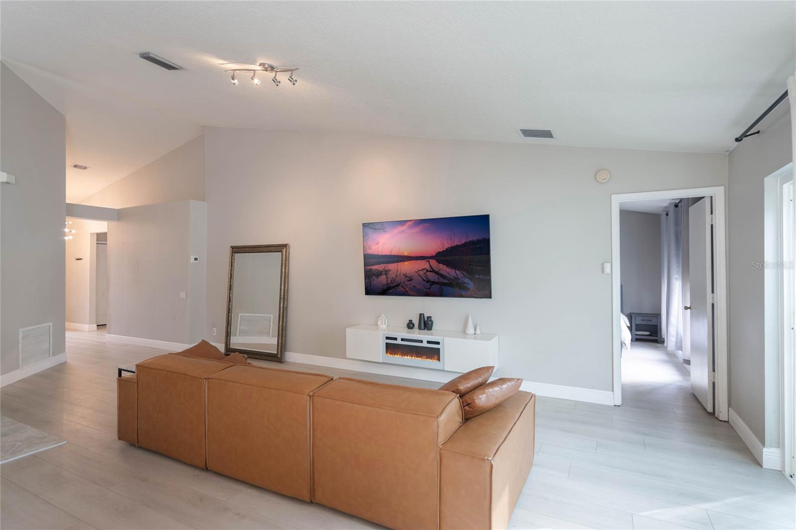 4604 GULFWINDS DR, LUTZ, FL, 33558