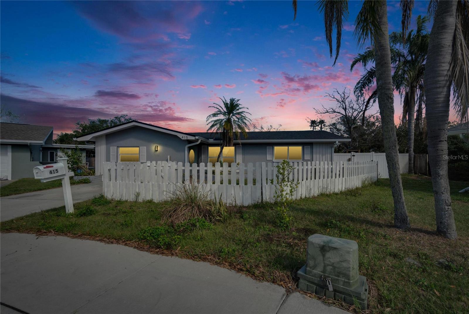 415 MAPLEWOOD CIR, OLDSMAR, FL, 34677