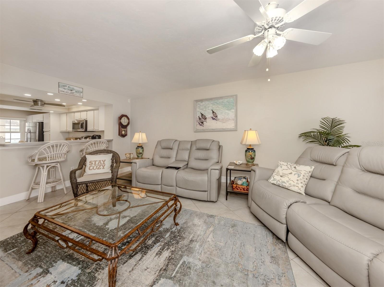 11644 SW EGRET CIR #104, LAKE SUZY, FL, 34269