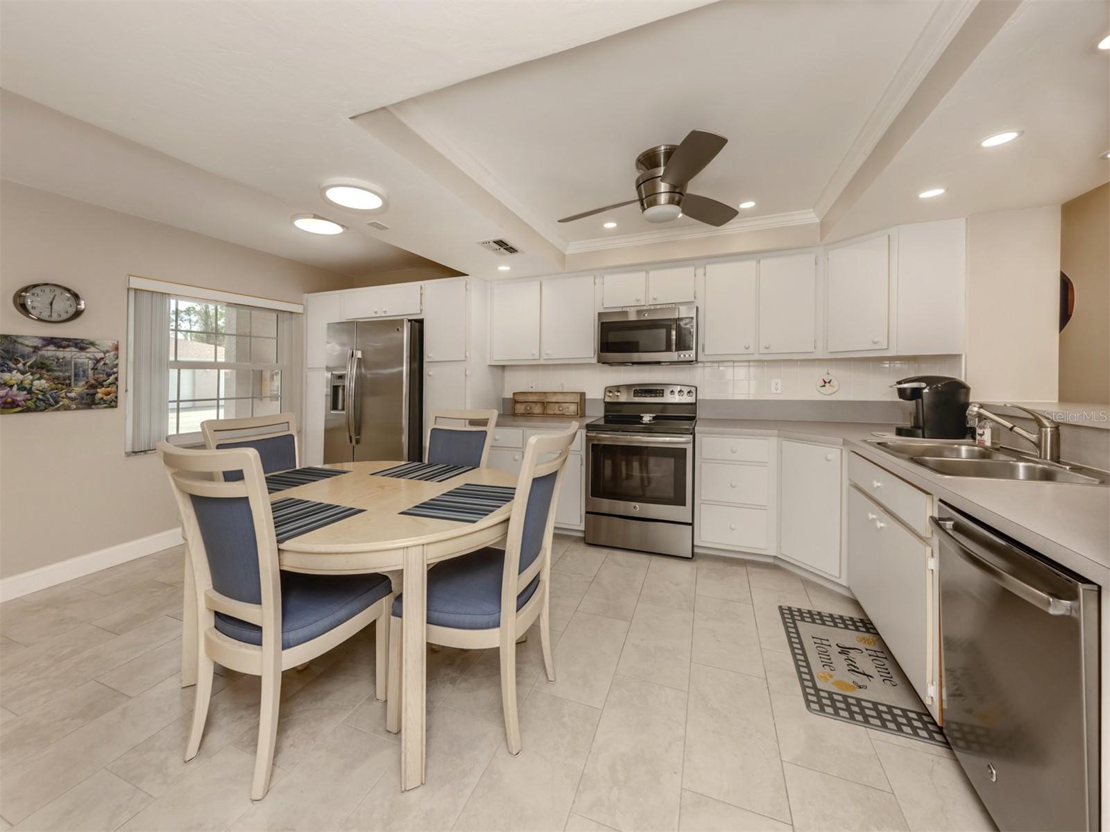 11644 SW EGRET CIR #104, LAKE SUZY, FL, 34269