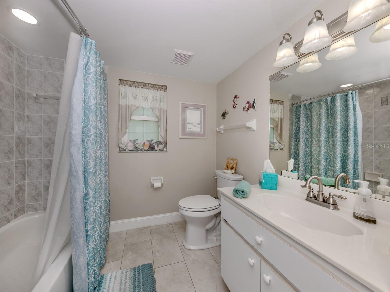 11644 SW EGRET CIR #104, LAKE SUZY, FL, 34269