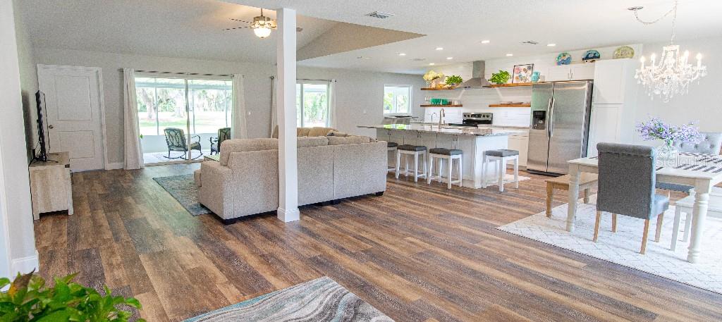 24 COURTNEY PL, PALM COAST, FL, 32137