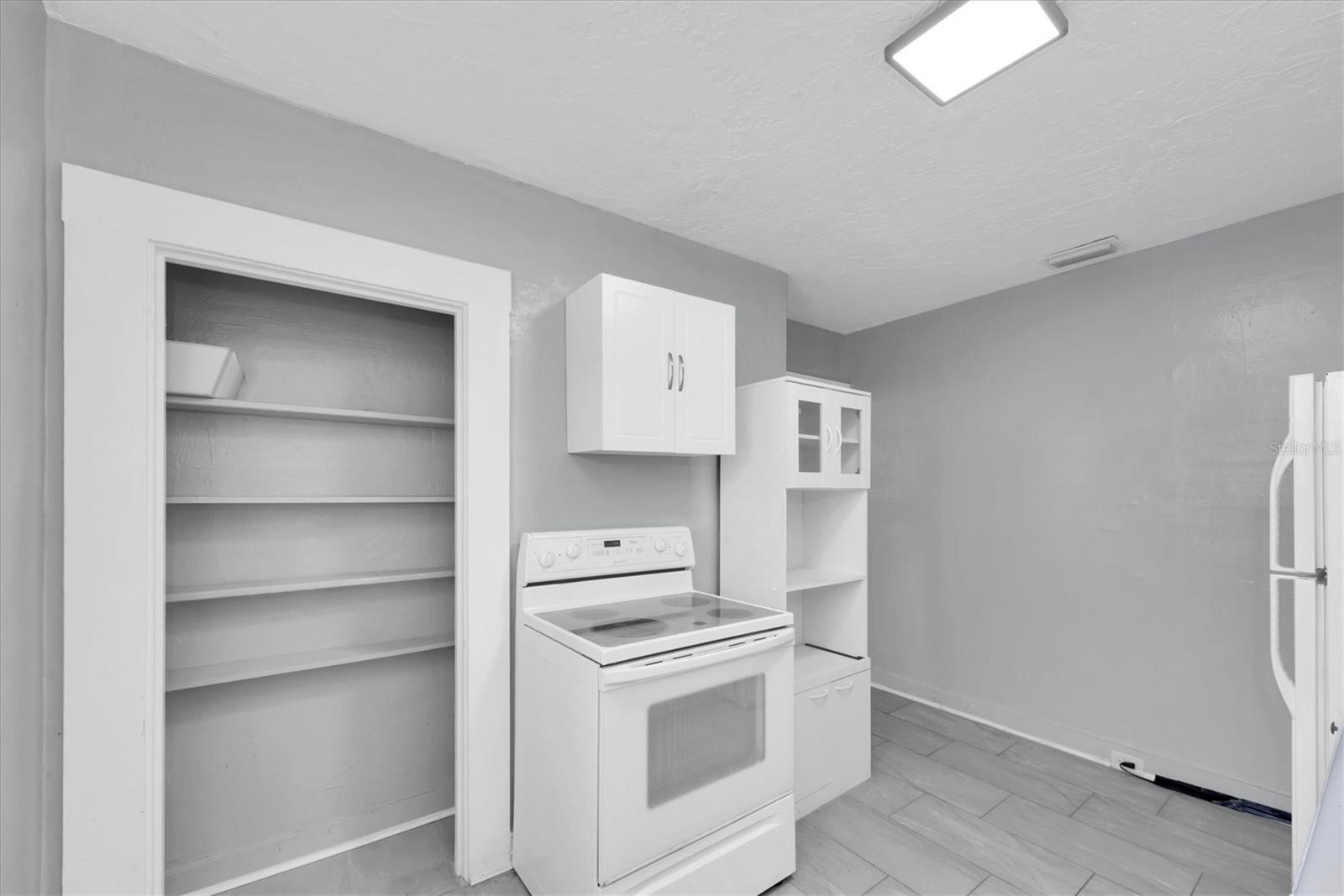 2118 WALTON ST S, ST PETERSBURG, FL, 33712