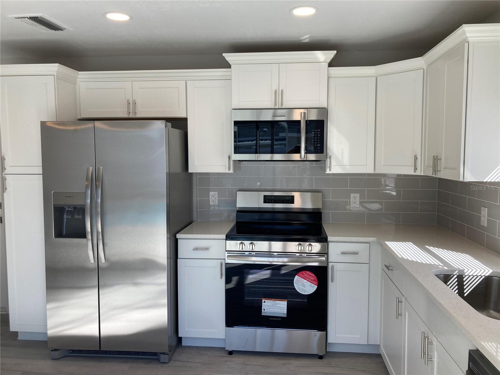 9145 BARRINGTON LN, PORT RICHEY, FL, 34668