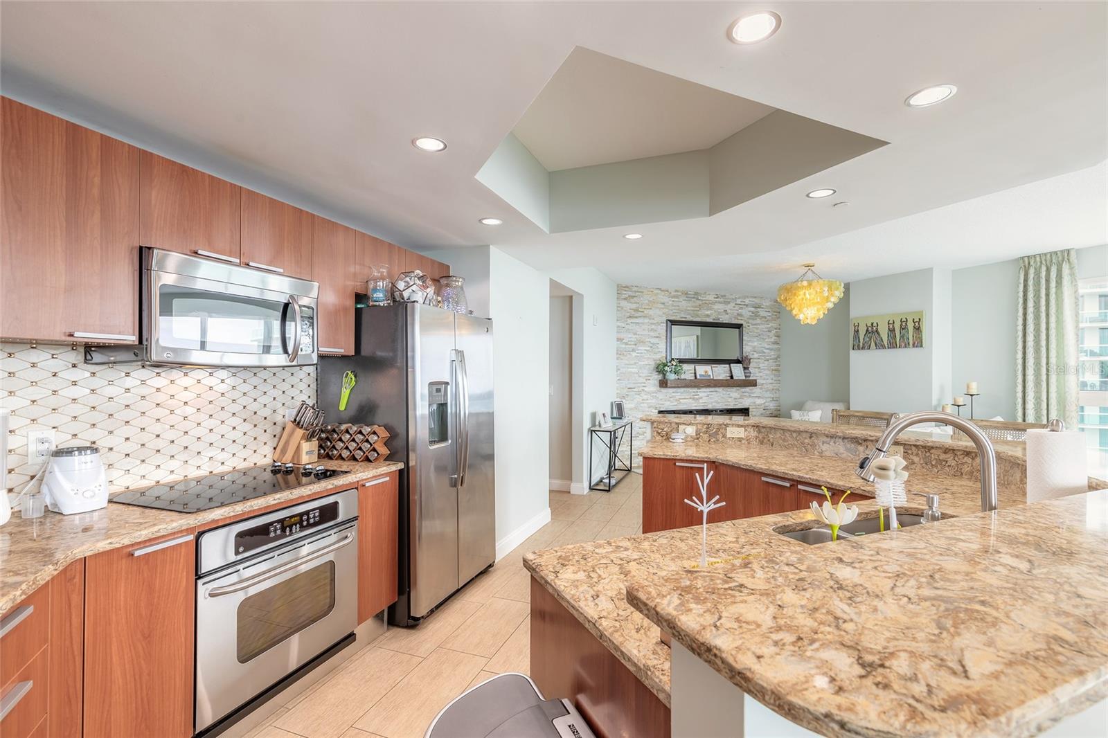 231 RIVERSIDE DR #1702-1, HOLLY HILL, FL, 32117