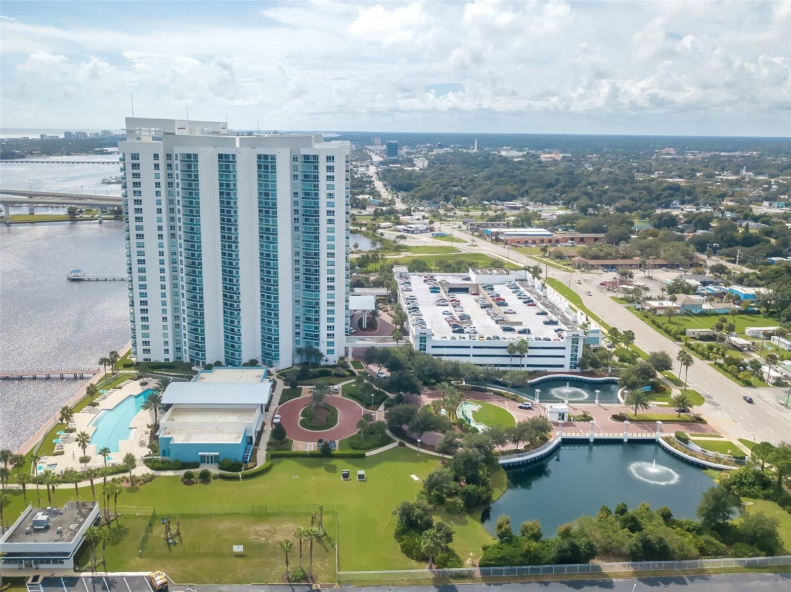 231 RIVERSIDE DR #1702-1, HOLLY HILL, FL, 32117