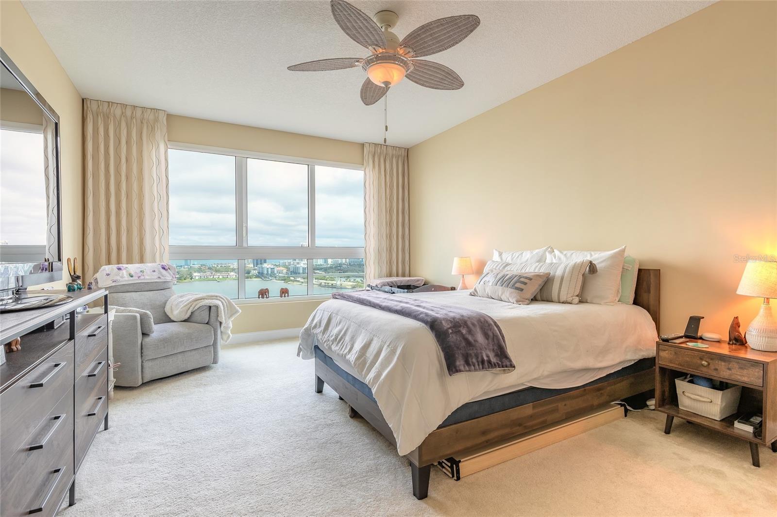 231 RIVERSIDE DR #1702-1, HOLLY HILL, FL, 32117