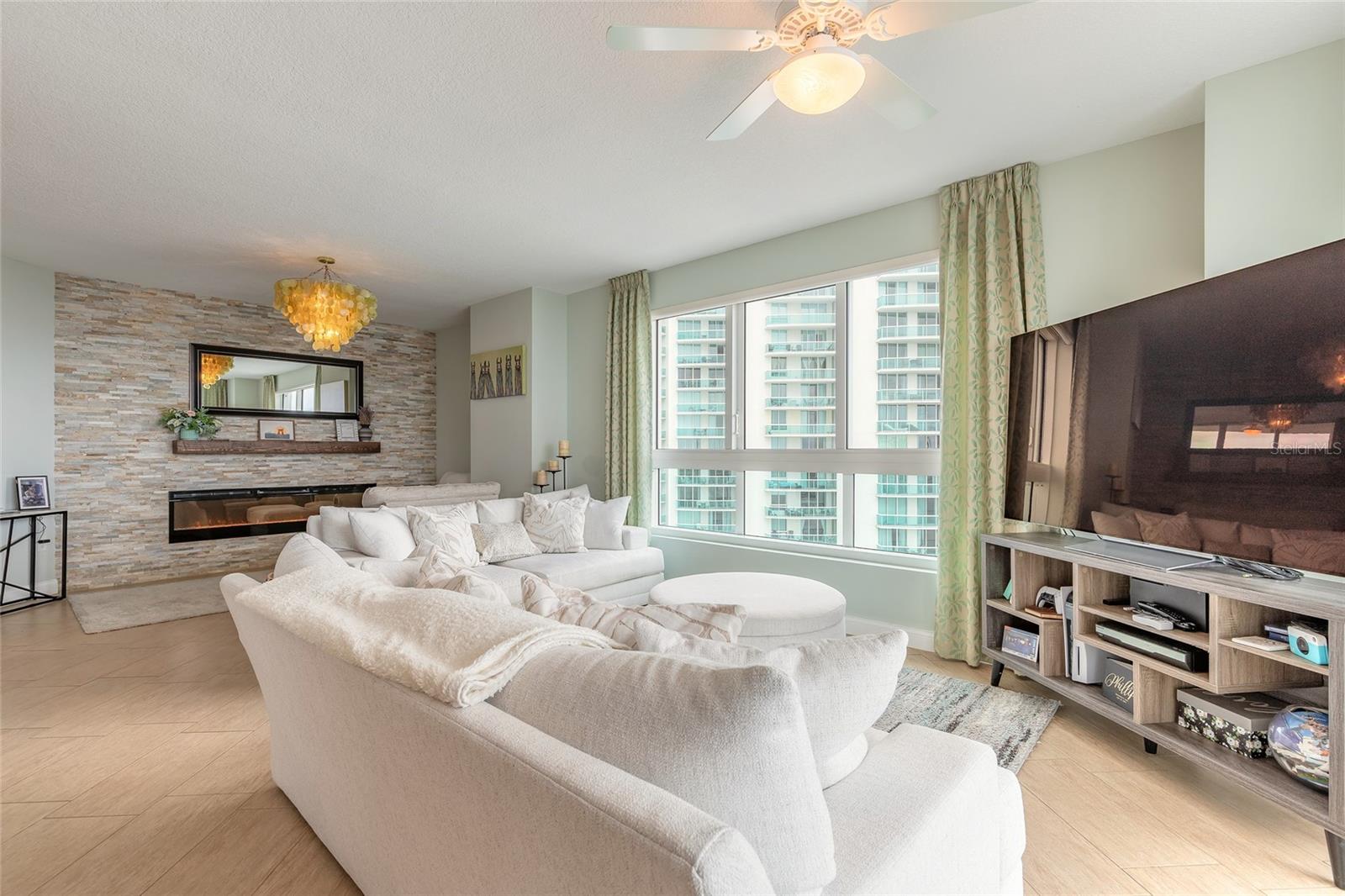 231 RIVERSIDE DR #1702-1, HOLLY HILL, FL, 32117